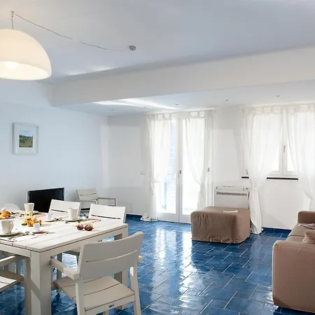 耐奥斯达那酒店 2* Acquacalda