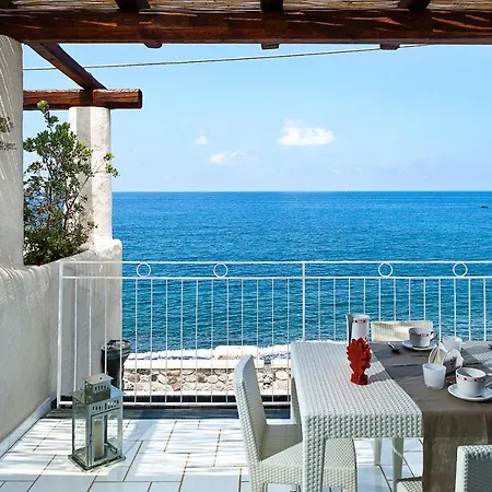 耐奥斯达那酒店 公寓式酒店 Acquacalda