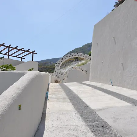 Nerossidiana Apartahotel