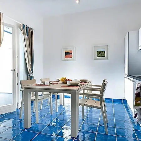 Apart Otel Nerossidiana 2*